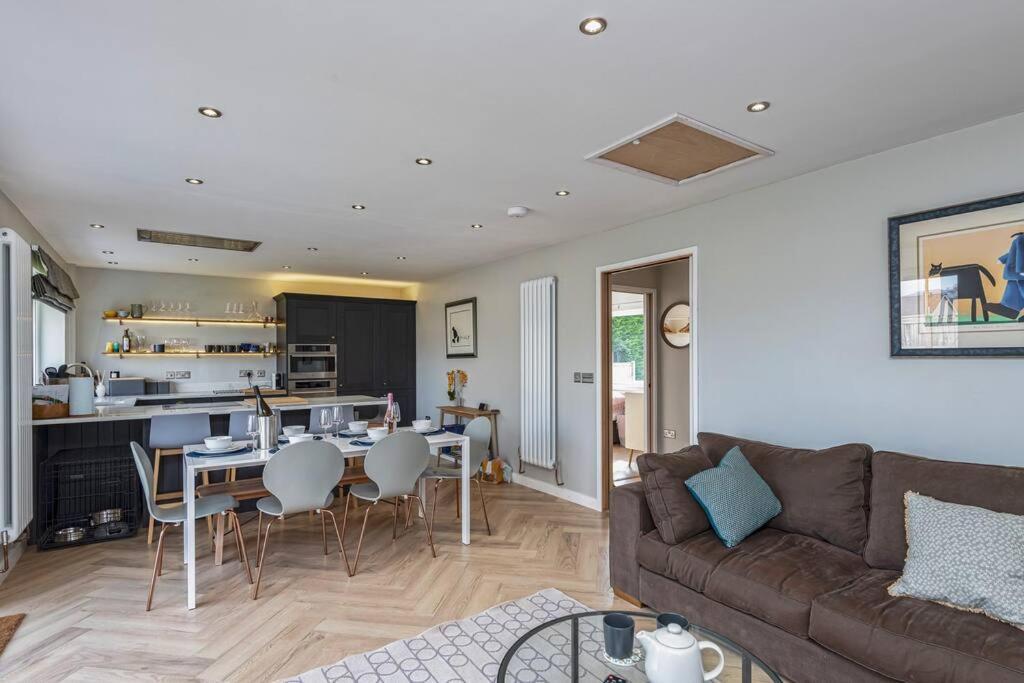 Family-Friendly Retreat Between Beach & Mountains Tremadog Exterior foto